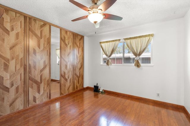 1917 W Flora St, Costa Mesa, CA 92704