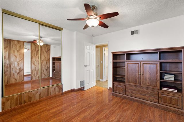 1917 W Flora St, Costa Mesa, CA 92704