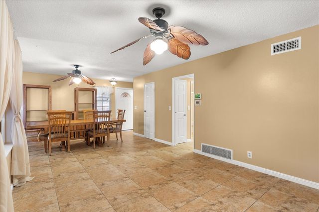 1917 W Flora St, Costa Mesa, CA 92704