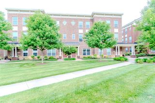 602 Brownstone Row, Springboro, OH 45066