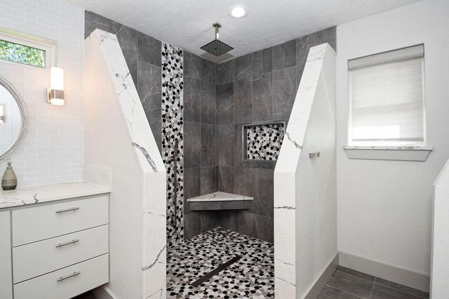 15807 Brookvilla Drive, Houston, TX 77059