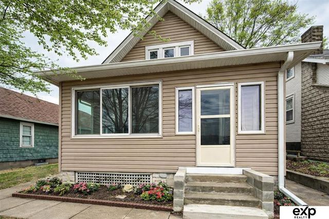 1536 S 24th Street, Omaha, NE 68108