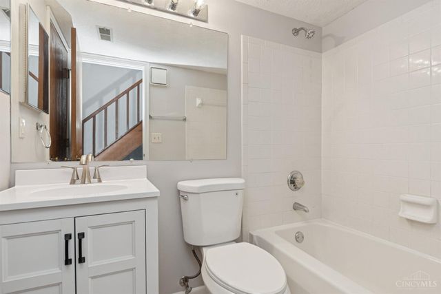 11960 Big Ben Court, Sharonville, OH 45241