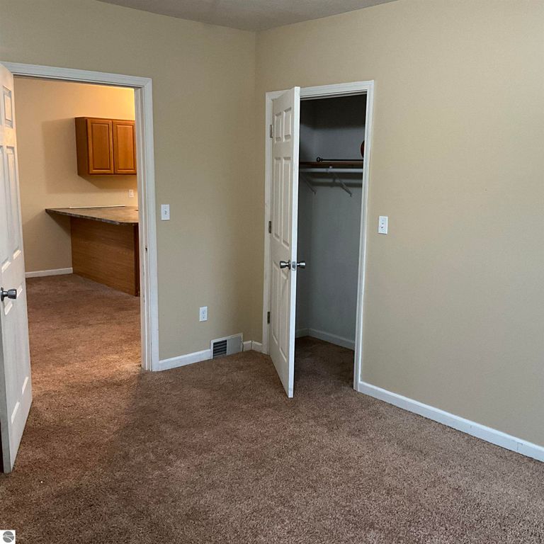 Image 20 of property listing at 3394 W Washington Road, Ithaca, MI 48847