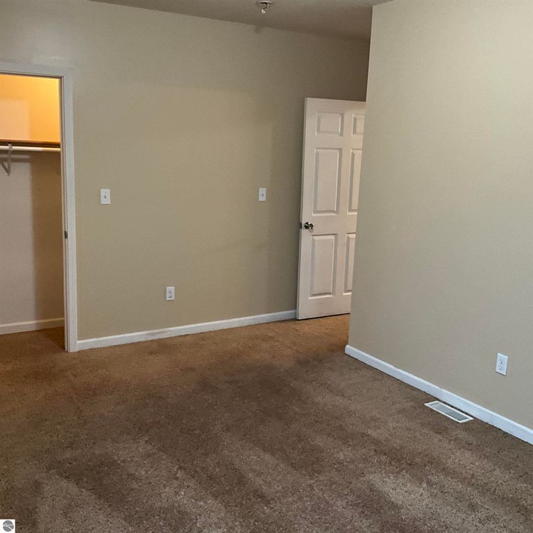 Image 25 of property listing at 3394 W Washington Road, Ithaca, MI 48847