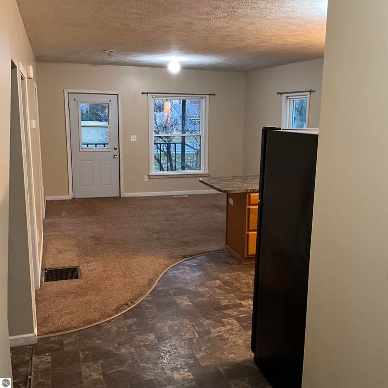 Image 26 of property listing at 3394 W Washington Road, Ithaca, MI 48847