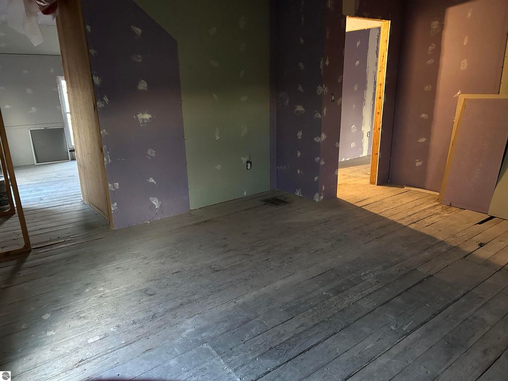 Image 30 of property listing at 3394 W Washington Road, Ithaca, MI 48847