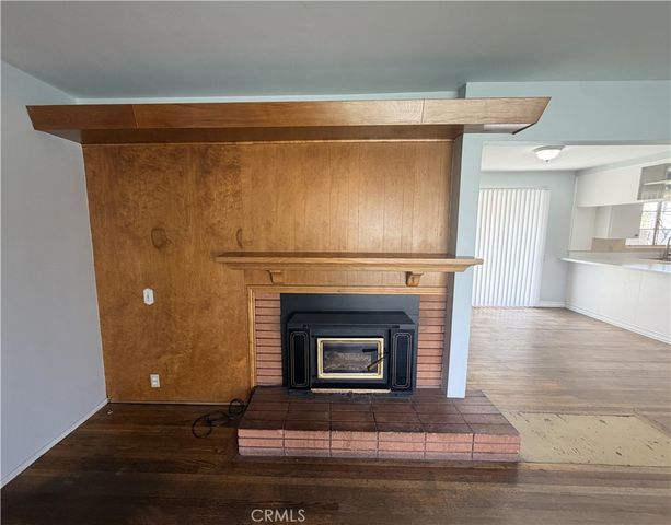 323 E Holly Street, Rialto, CA 92376