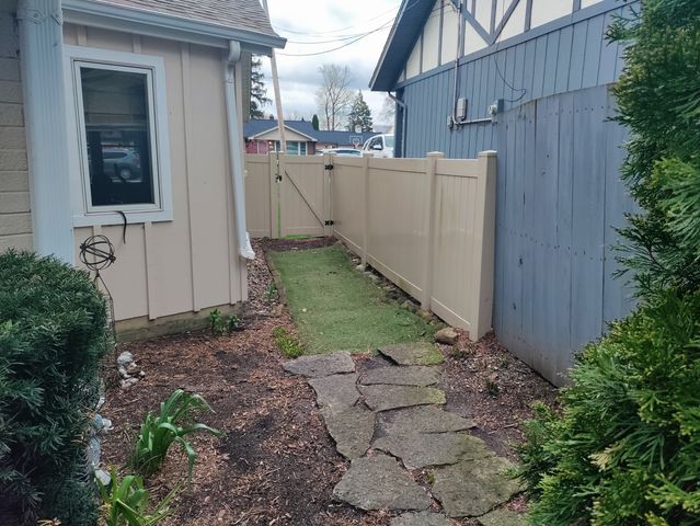 12130 S Nagle Avenue, Palos Heights, IL 60463