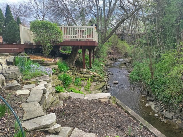 12130 S Nagle Avenue, Palos Heights, IL 60463