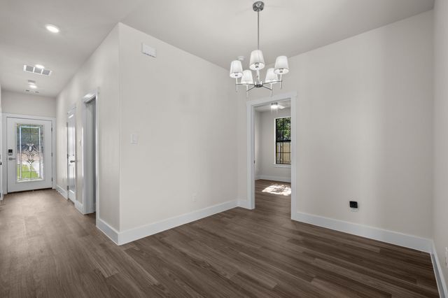 932 Bosque River Drive, Granbury, TX 76048
