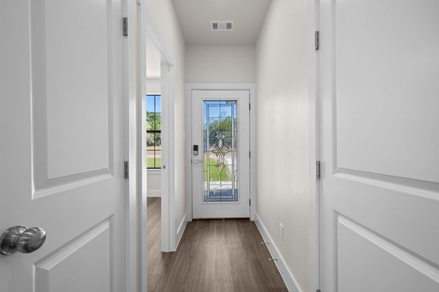 932 Bosque River Drive, Granbury, TX 76048