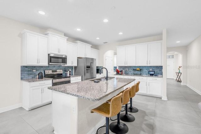 15512 FOUNTAIN COVE COURT, Winter Garden, FL 34787
