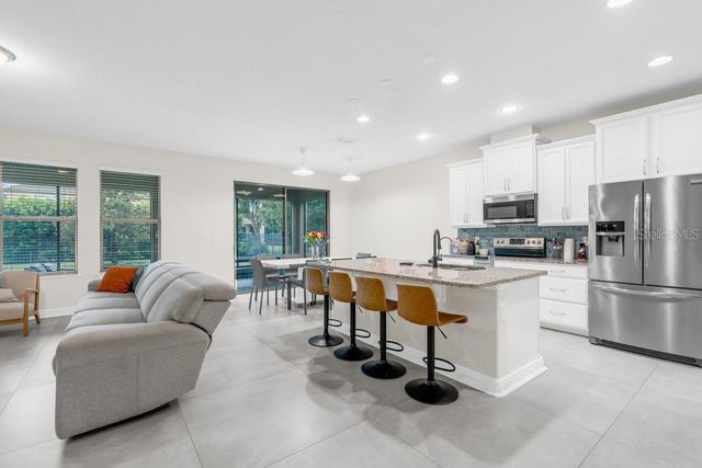 15512 FOUNTAIN COVE COURT, Winter Garden, FL 34787