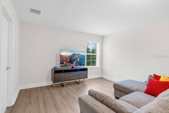 15512 FOUNTAIN COVE COURT, Winter Garden, FL 34787
