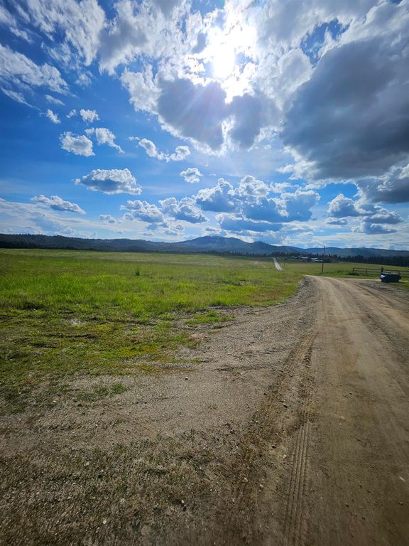52xx Wagner Lot B Rd, Springdale, WA 99173