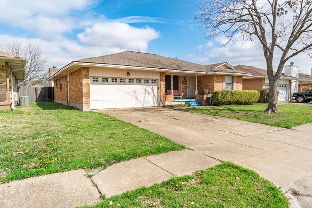 1501 Bardfield Avenue, Garland, TX 75041