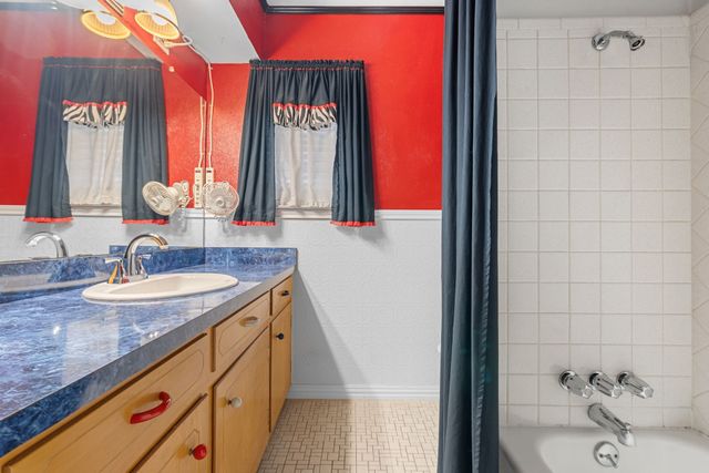 1501 Bardfield Avenue, Garland, TX 75041