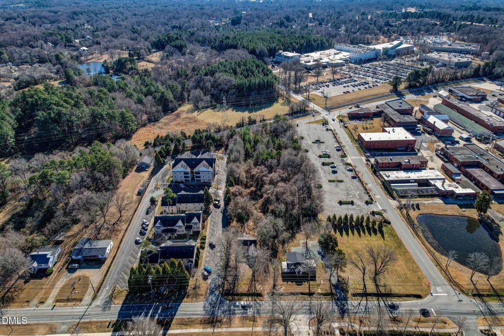 805 E Haggard Avenue, Elon, NC 27244