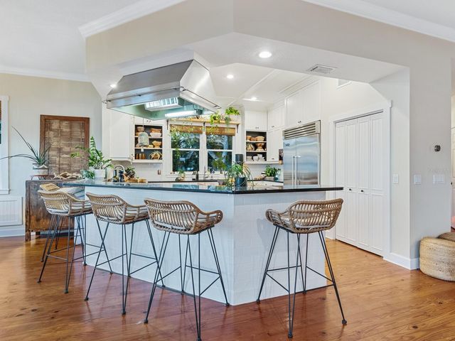 2211 6TH STREET W, Palmetto, FL 34221