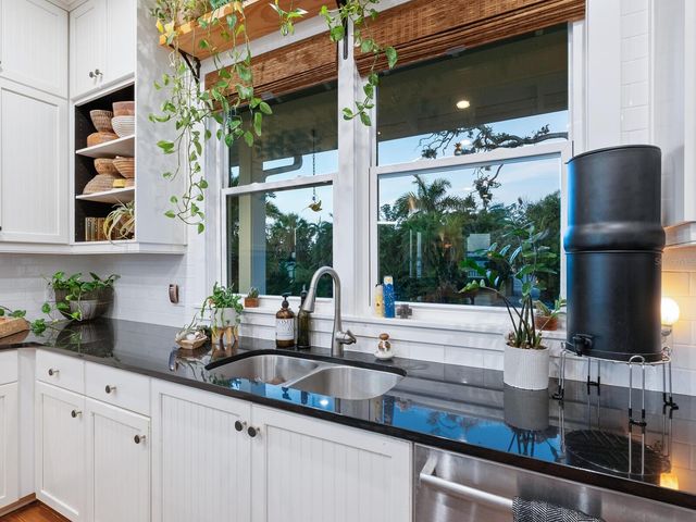 2211 6TH STREET W, Palmetto, FL 34221