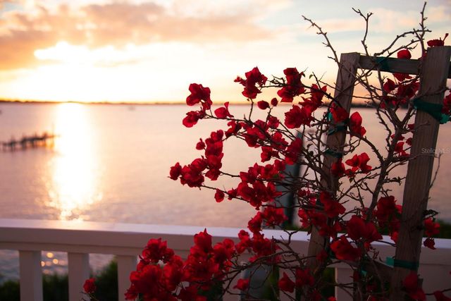 2211 6TH STREET W, Palmetto, FL 34221