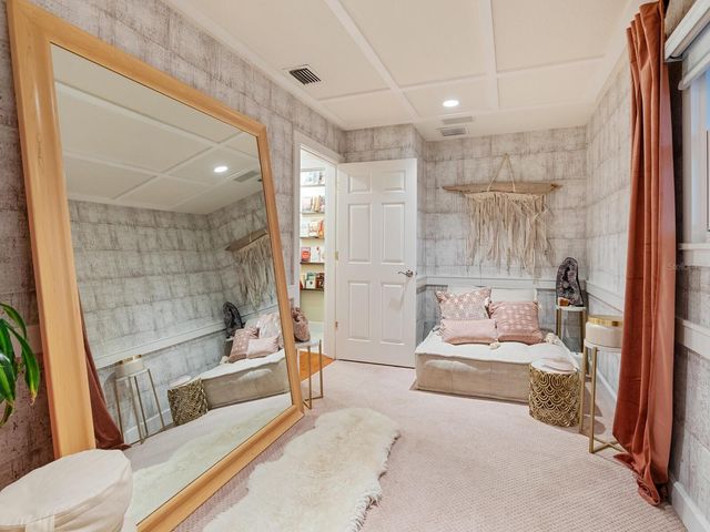 2211 6TH STREET W, Palmetto, FL 34221