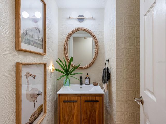 2211 6TH STREET W, Palmetto, FL 34221