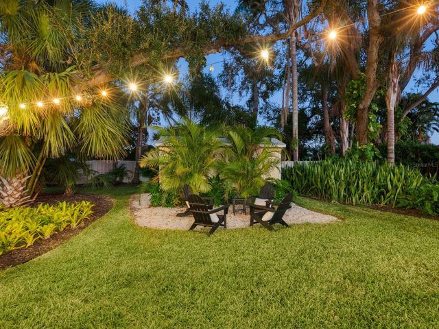 2211 6TH STREET W, Palmetto, FL 34221