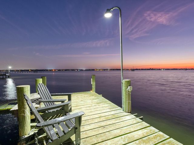 2211 6TH STREET W, Palmetto, FL 34221