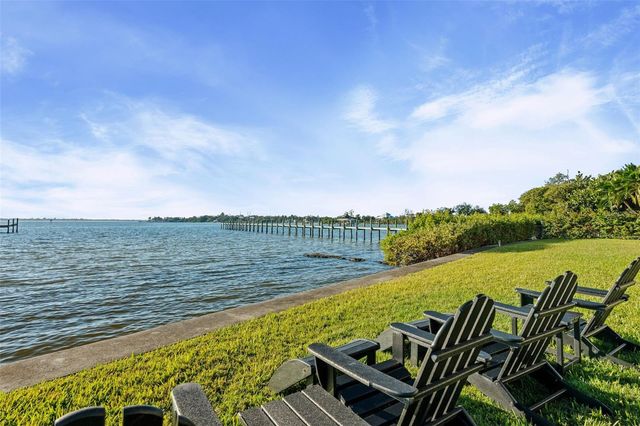 2211 6TH STREET W, Palmetto, FL 34221