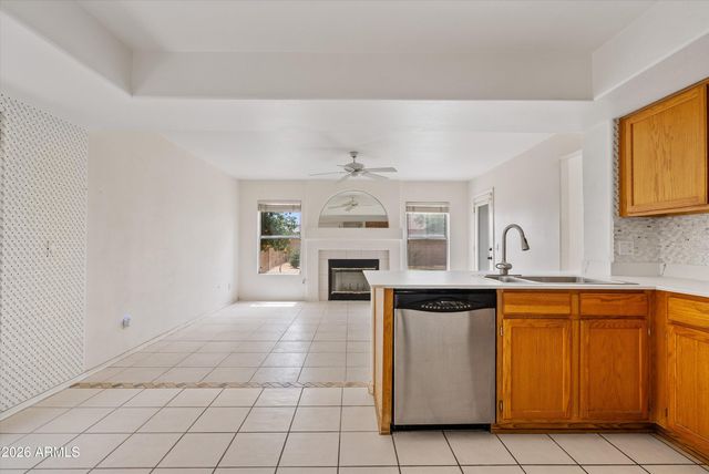 4015 E ANDERSON Drive, Phoenix, AZ 85032