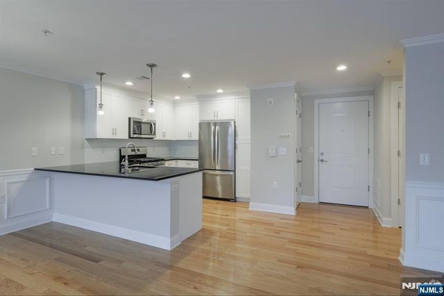 2-48 Grove Avenue 26, Cedar Grove, NJ 07009