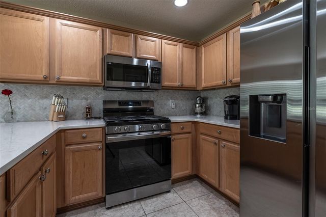 16023 SW 14TH AVENUE ROAD, Ocala, FL 34473