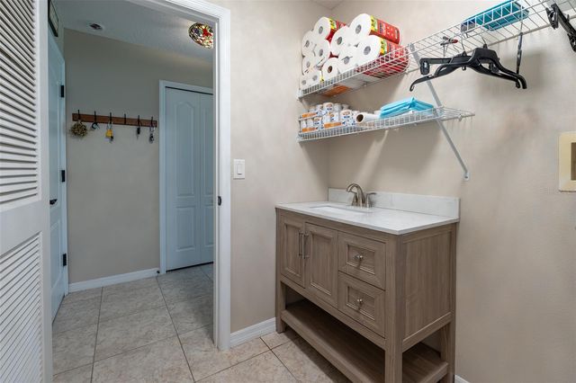 16023 SW 14TH AVENUE ROAD, Ocala, FL 34473