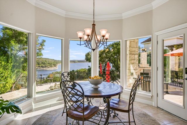 1817 Kingfisher Ridge CV, Lago Vista, TX 78645
