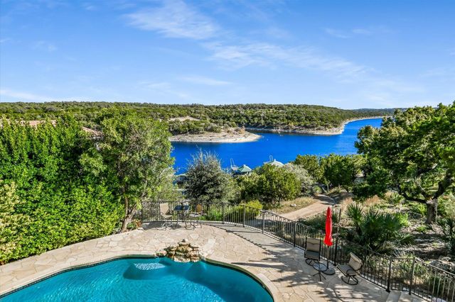 1817 Kingfisher Ridge CV, Lago Vista, TX 78645
