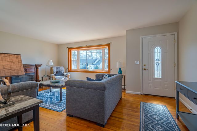 701 Sunbrite Lane, Piscataway Twp, NJ 08854