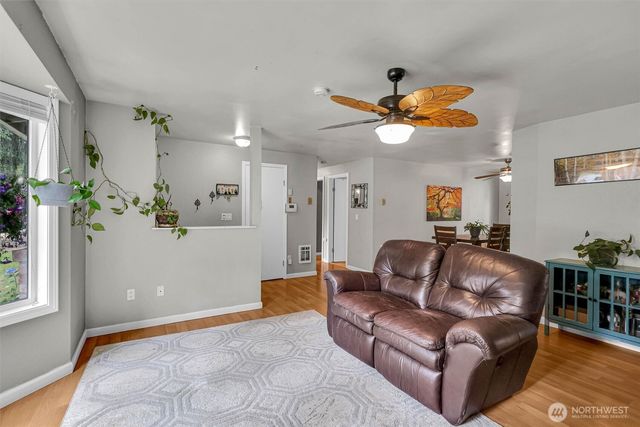 20116 53rd Avenue Ct E, Spanaway, WA 98387