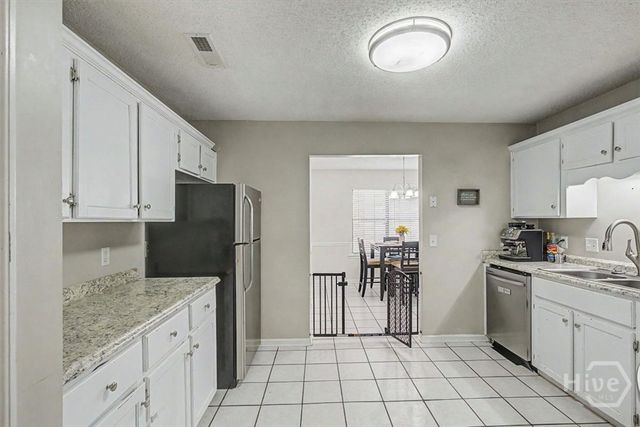 503 Creekview Drive, Hinesville, GA 31313