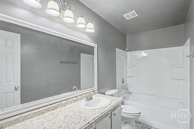 503 Creekview Drive, Hinesville, GA 31313