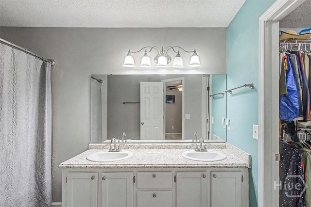 503 Creekview Drive, Hinesville, GA 31313
