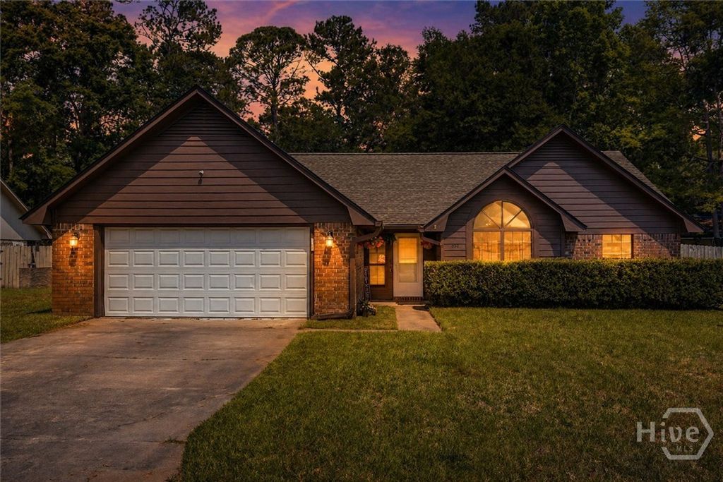 503 Creekview Drive, Hinesville, GA 31313