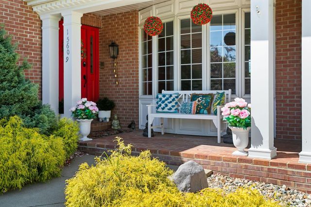 15609 Fieldcrest Court, Granger, IN 46530