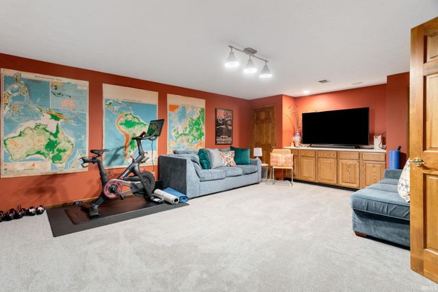 15609 Fieldcrest Court, Granger, IN 46530