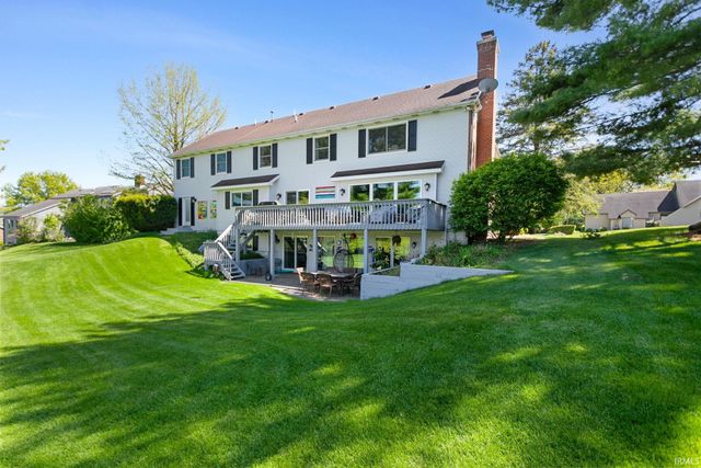15609 Fieldcrest Court, Granger, IN 46530