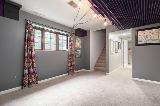 15609 Fieldcrest Court, Granger, IN 46530