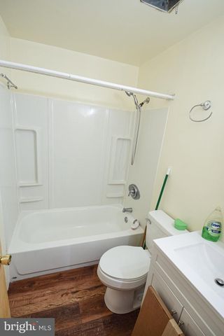 21 RIGHT AILERON, Baltimore, MD 21220