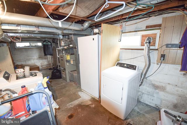 21 RIGHT AILERON, Baltimore, MD 21220