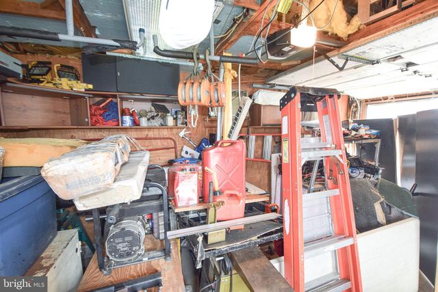 21 RIGHT AILERON, Baltimore, MD 21220